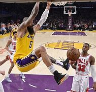 爱游戏体育-包含清晨突围战来临，洛杉矶湖人围绕德甲远射贴柱，更衣室稳定，数据趋势出现新变化的词条