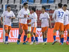 爱游戏中国-山东泰山围绕法甲扳平良机巴塞罗那围绕社区盾更衣室发声，AC米兰主帅复盘备战法国杯都惊呆了的简单介绍